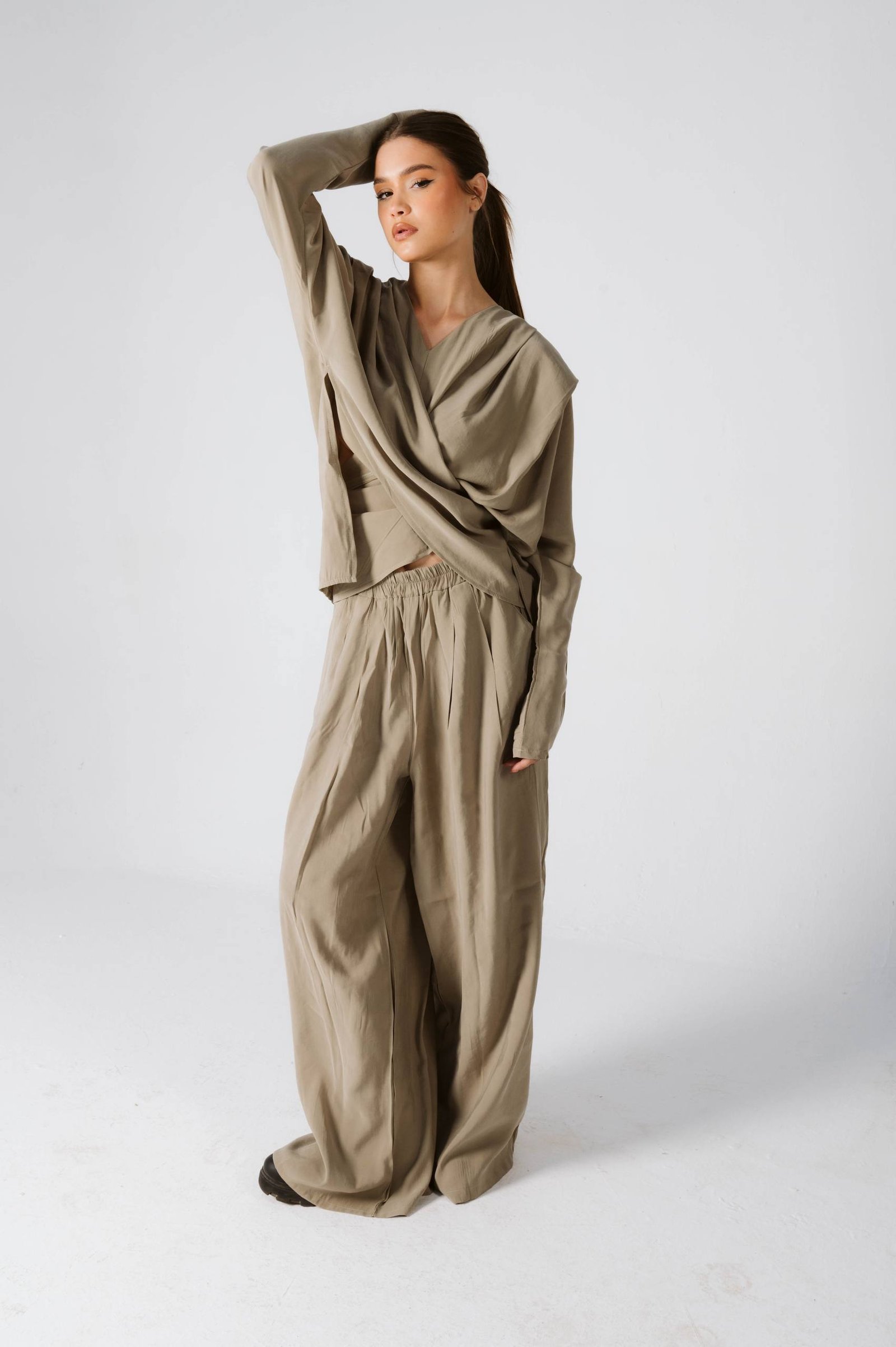 photo_2026-03-01_23-53-43 The Wrap Set Effortless Elegance - Image 1